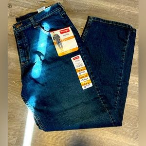 Men’s wranglers brand new with tags